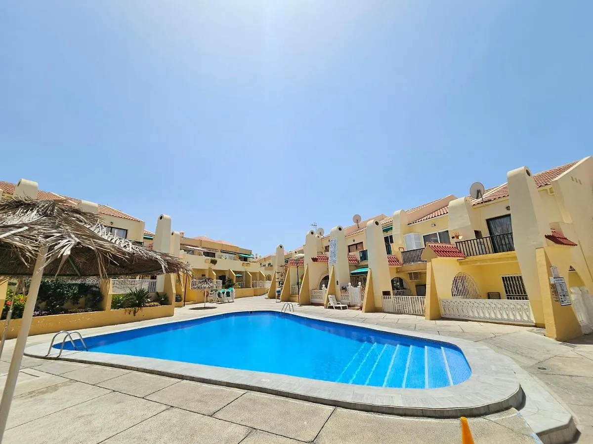 Beach & Refreshing Pool Holidays Air-Conditioning , Costa Adeje شقة