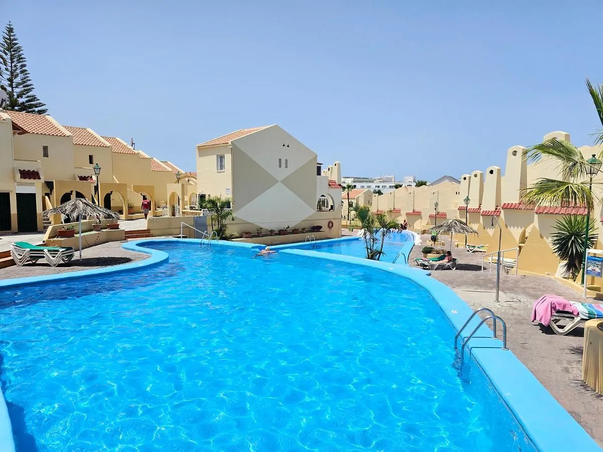 Apartment Beach & Refreshing Pool Holidays Air-Conditioning , Costa Adeje